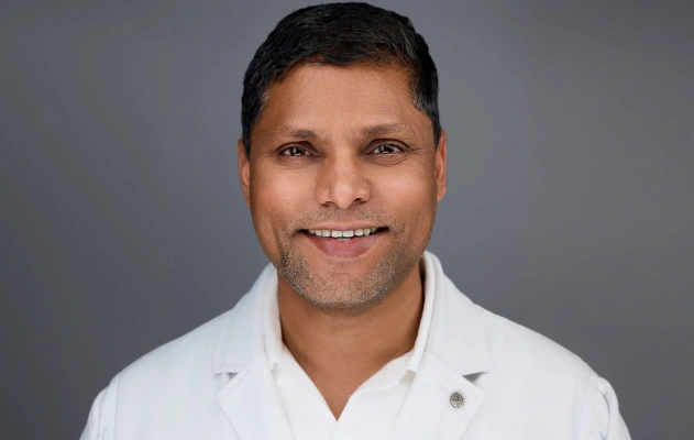 Dr. Naveen